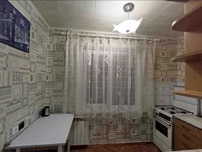 квартира за адресою Симиренка вул., 7а