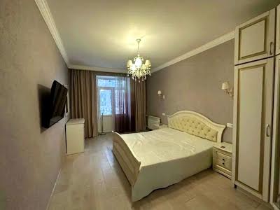 квартира за адресою Берестейський просп. (Перемоги), 77а