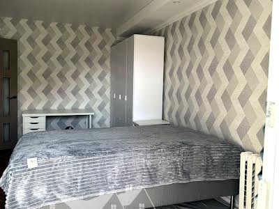 квартира за адресою Малишка, 27