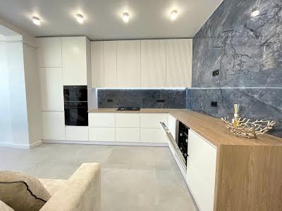 квартира по адресу с. Софиевская борщаговка, Мартинова, 20