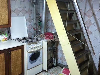 будинок за адресою Куп'янська вул., 11
