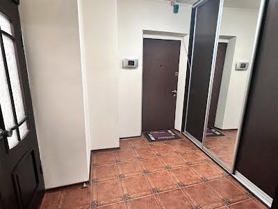 квартира по адресу Большая Китаевская ул., 10-А