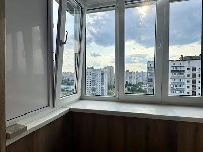 квартира по адресу Героев Днепра ул., 38-Б