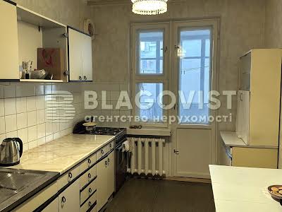 квартира за адресою Старонаводницька вул., 6