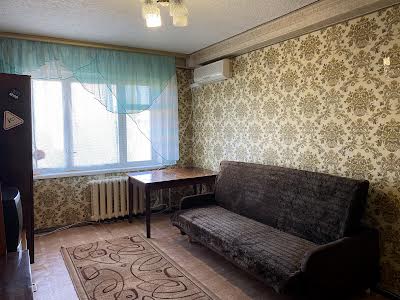 квартира по адресу Ореста Левицкого ул. (Академіка Курчатова), 25/37