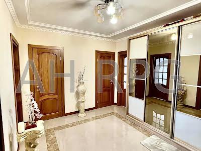 квартира за адресою Кадетський Гай вул., 10