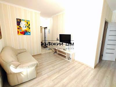 квартира за адресою Драгоманова вул., 40-Е