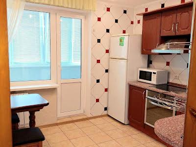 квартира за адресою Федора Ернста вул., 12