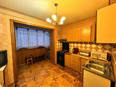 квартира за адресою Червоної Калини просп. (Володимира Маяковського), 24