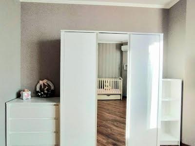 квартира за адресою с. Софіївська борщагівка, Щаслива вул., 20