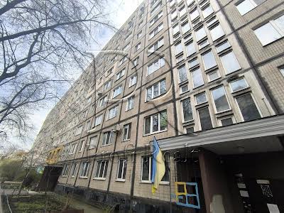 квартира за адресою Бакинська вул., 37