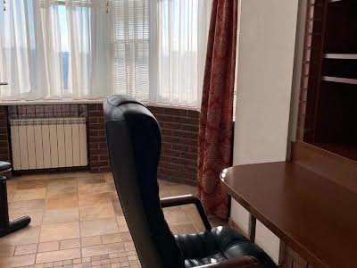 квартира за адресою Клінічна вул., 23-25