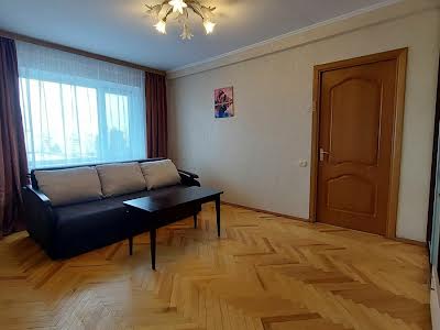 квартира за адресою Івана Миколайчука вул. (Серафимовича), 7