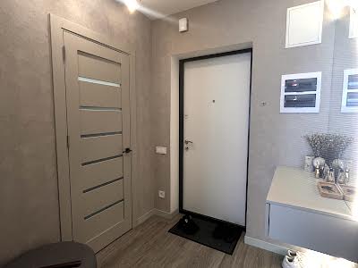 квартира за адресою Зарічна вул., 6
