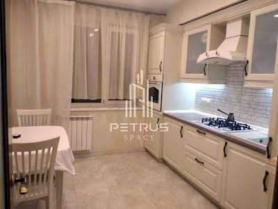 квартира за адресою Зої Гайдай вул., 10