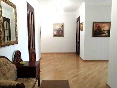 квартира по адресу Кловский спуск, 5