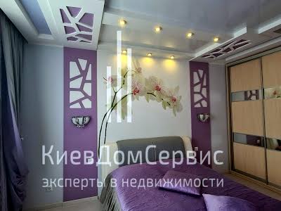 квартира по адресу с. Софиевская борщаговка, Боголюбова ул., 6