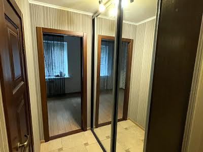 квартира по адресу Гонгадзе Георгия просп. (Советской Украины), 9