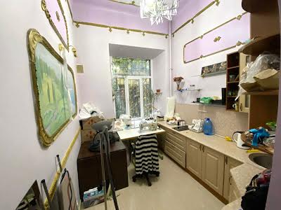 квартира за адресою Антоновича вул. (Горького), 24