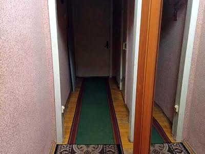 квартира по адресу Днепроводская ул., 13/1