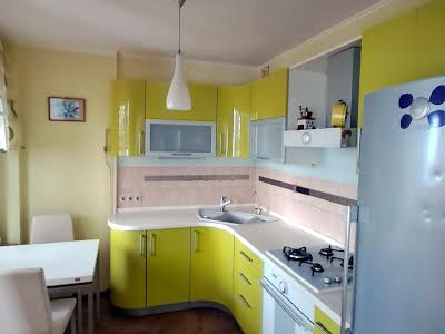 квартира за адресою Мілютенка вул., 17А