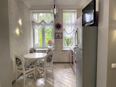 квартира за адресою Велика Васильківська вул. (Червоноармійська), 76