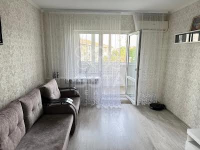 квартира за адресою Миропільська вул., 37