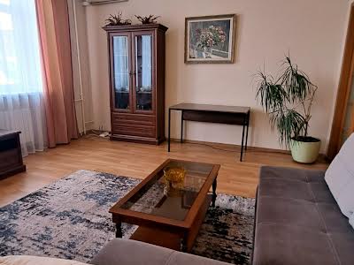 квартира по адресу Киев, Пирогова ул., 2