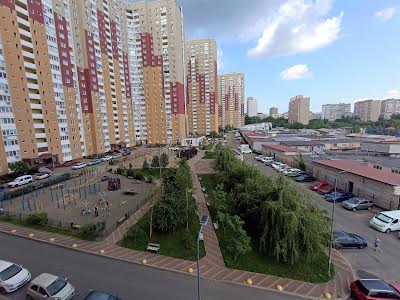 квартира за адресою Сергія Данченка вул., 3