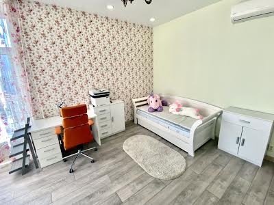 квартира по адресу Василия Тютюнника ул. (Анрі Барбюса), 51
