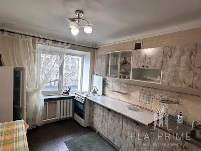 квартира за адресою Предславинська вул., 29