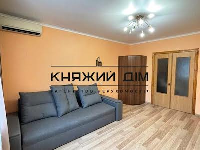 квартира по адресу Соломии Крушельницкой ул., 3-А