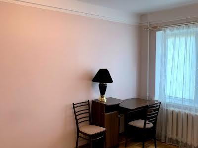 квартира за адресою Дарницький бульв., 17