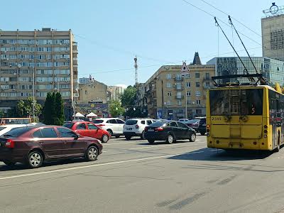 квартира за адресою Олеся Гончара вул., 79