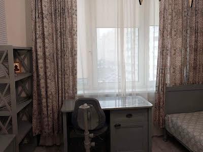 квартира за адресою Драгоманова вул., 4