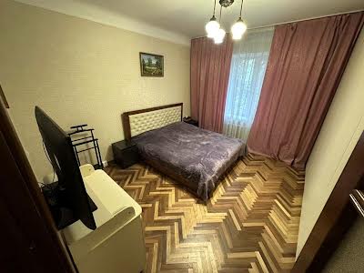 квартира за адресою Донецька вул., 18/2