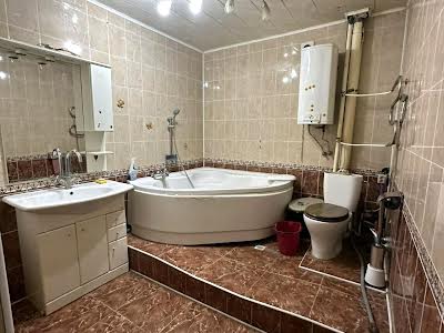 квартира по адресу Леся Сердюка ул. (Командарма Корка), 14