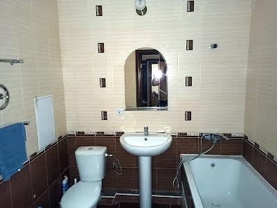 квартира за адресою Саперно-Слобідська вул., 24