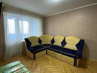 квартира за адресою Юрія Литвинського вул. (Російська), 58-А