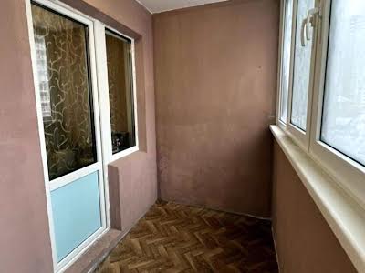 квартира по адресу Софии Русовой ул., 3