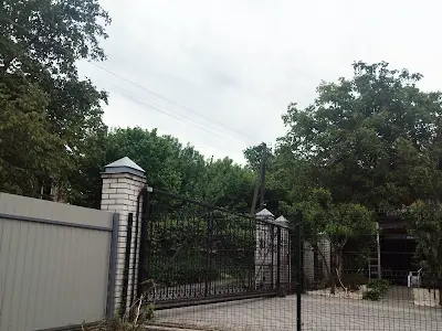 будинок за адресою с. Гатне, Польова вул.