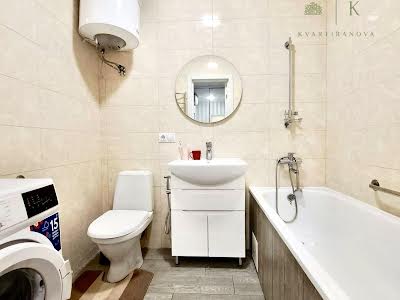 квартира за адресою Борткевича вул., 5