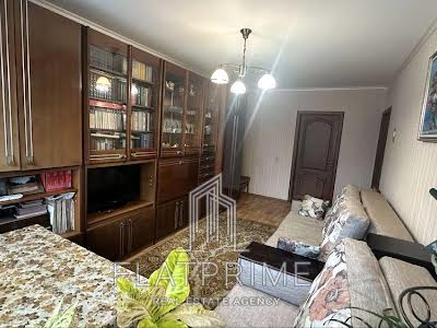 квартира за адресою Миколи Ушакова вул., 14