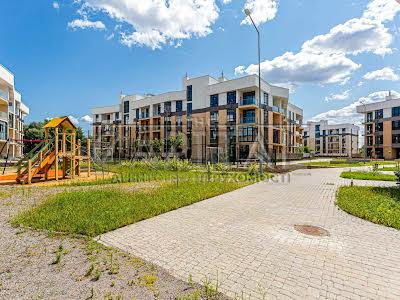 квартира за адресою Богатирська вул., 32
