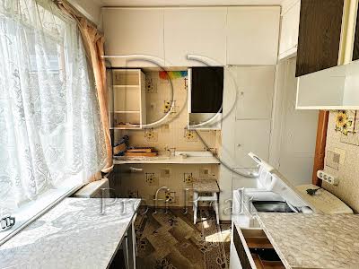 квартира за адресою Дарницький бульв., 9