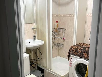 квартира за адресою Коломийський пров., 12