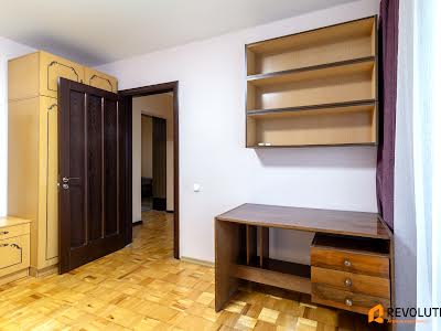 квартира за адресою Миколи Закревського вул., 13