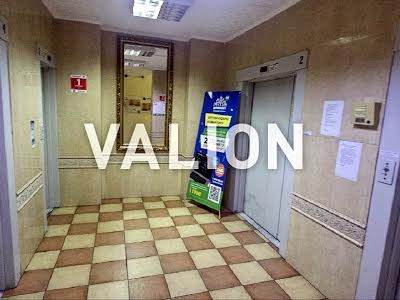 квартира за адресою Анни Ахматової вул., 45
