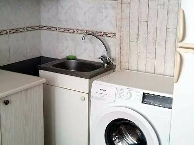 квартира за адресою Київ, Романа Шухевича просп. (Генерала Ватутіна), 4-Б