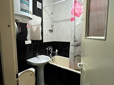квартира за адресою Авіаконструктора Антонова вул., 12